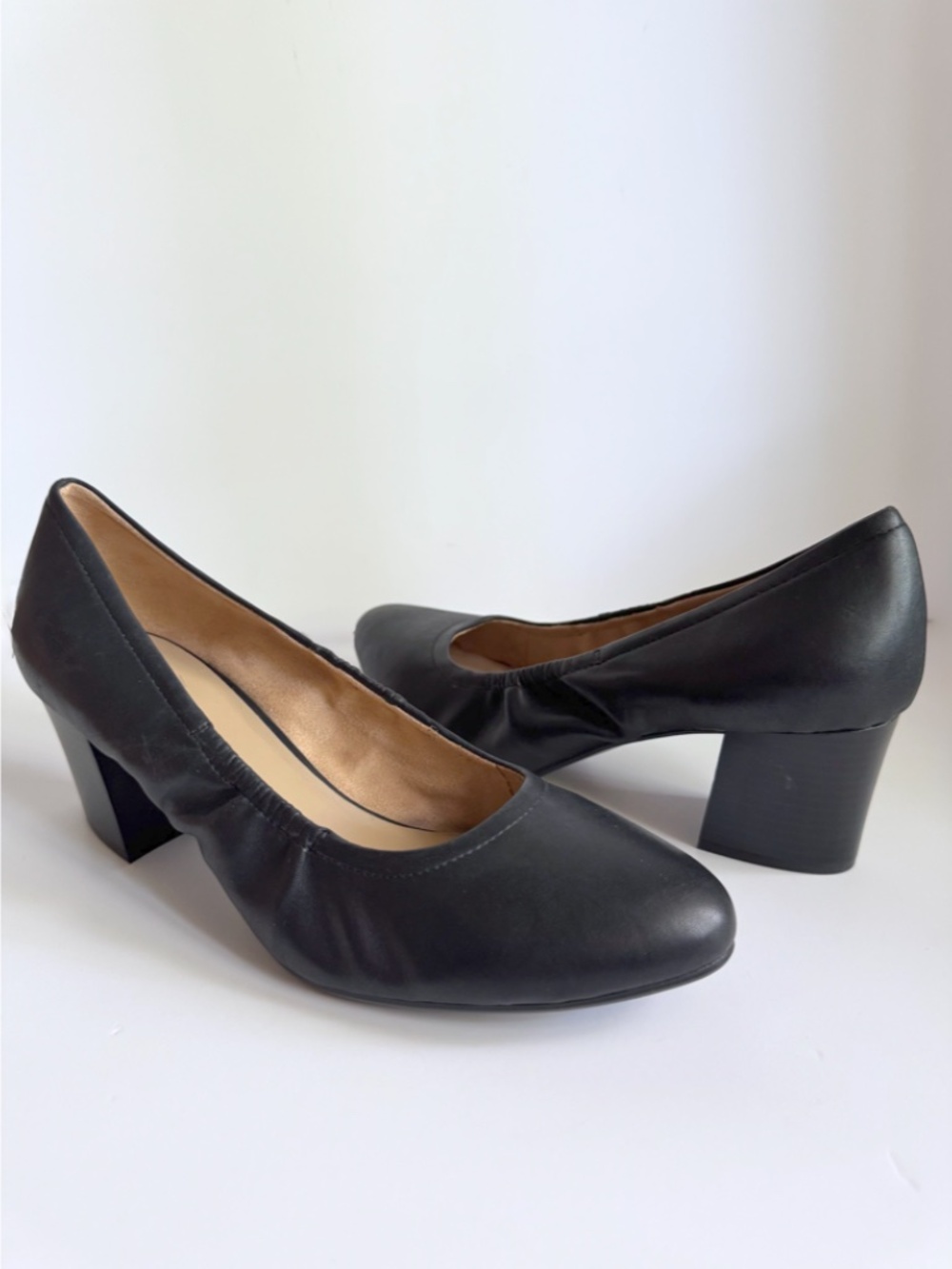 Naturalizer Dalee Block Heel Pump in Black Size 11 (WIDE)
